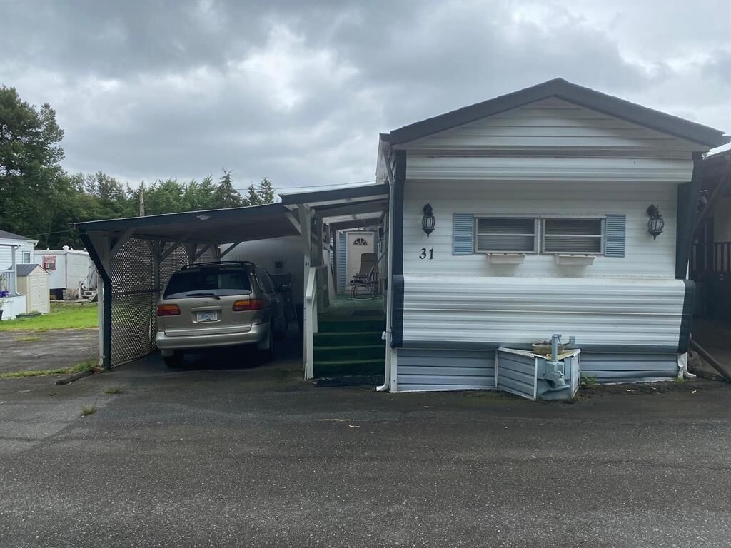 Property Photo:  8266 King George Boulevard 31  BC V3W 6E1 