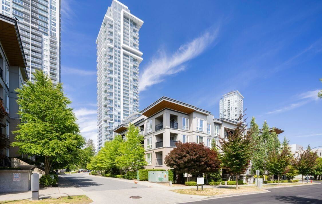 Property Photo:  13350 Central Avenue 1112  BC V3T 0S1 
