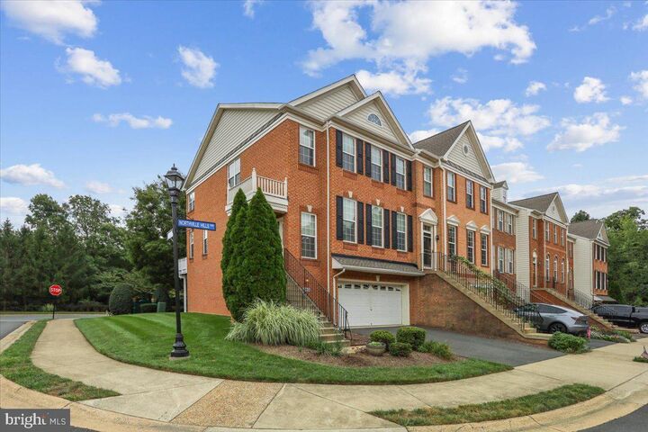 Property Photo: 20086 Northville Hills Terrace VA 20147