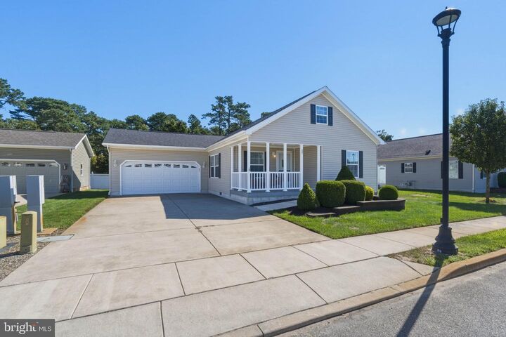 Property Photo:  17 Betsy Ross Court  NJ 08332 