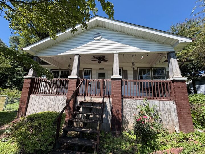Property Photo:  807 Trammell Street  GA 30720 