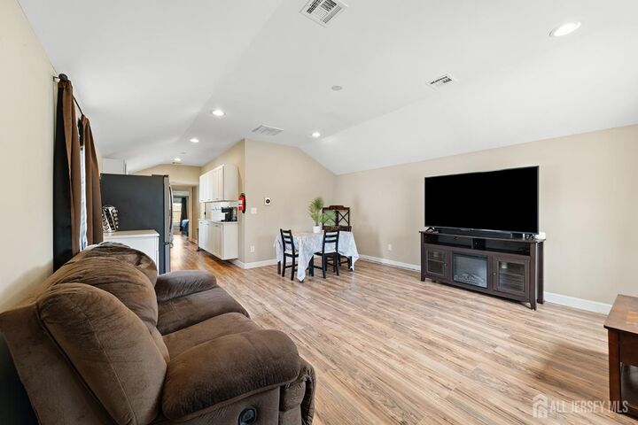Property Photo:  285 Shoreland Circle  NJ 08879 