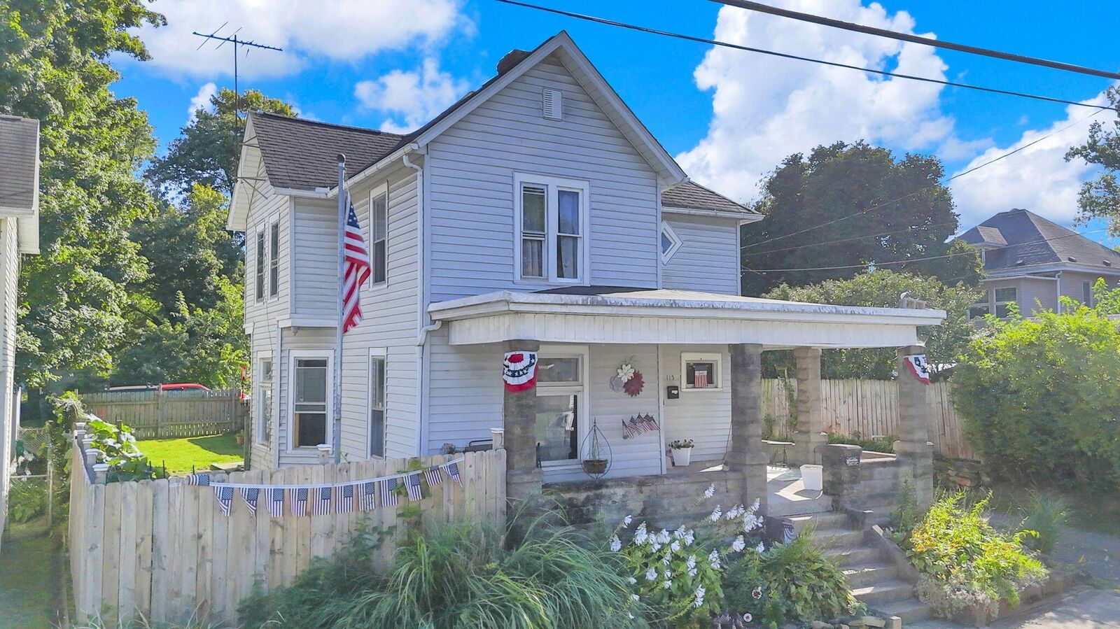 Property Photo:  115 W Shields Street  OH 43055 