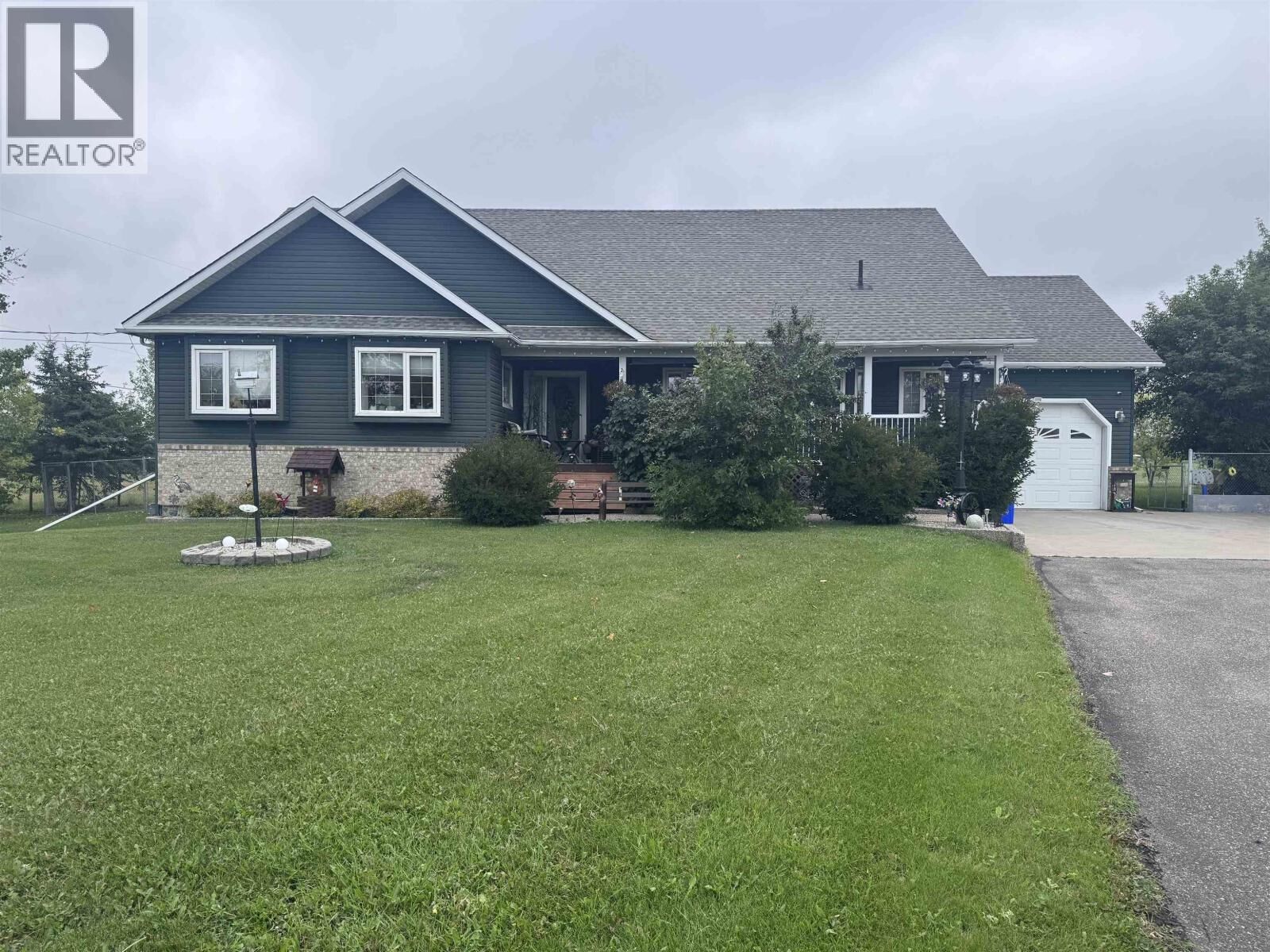 Property Photo:  12098 91 Street  BC V1J 8C3 