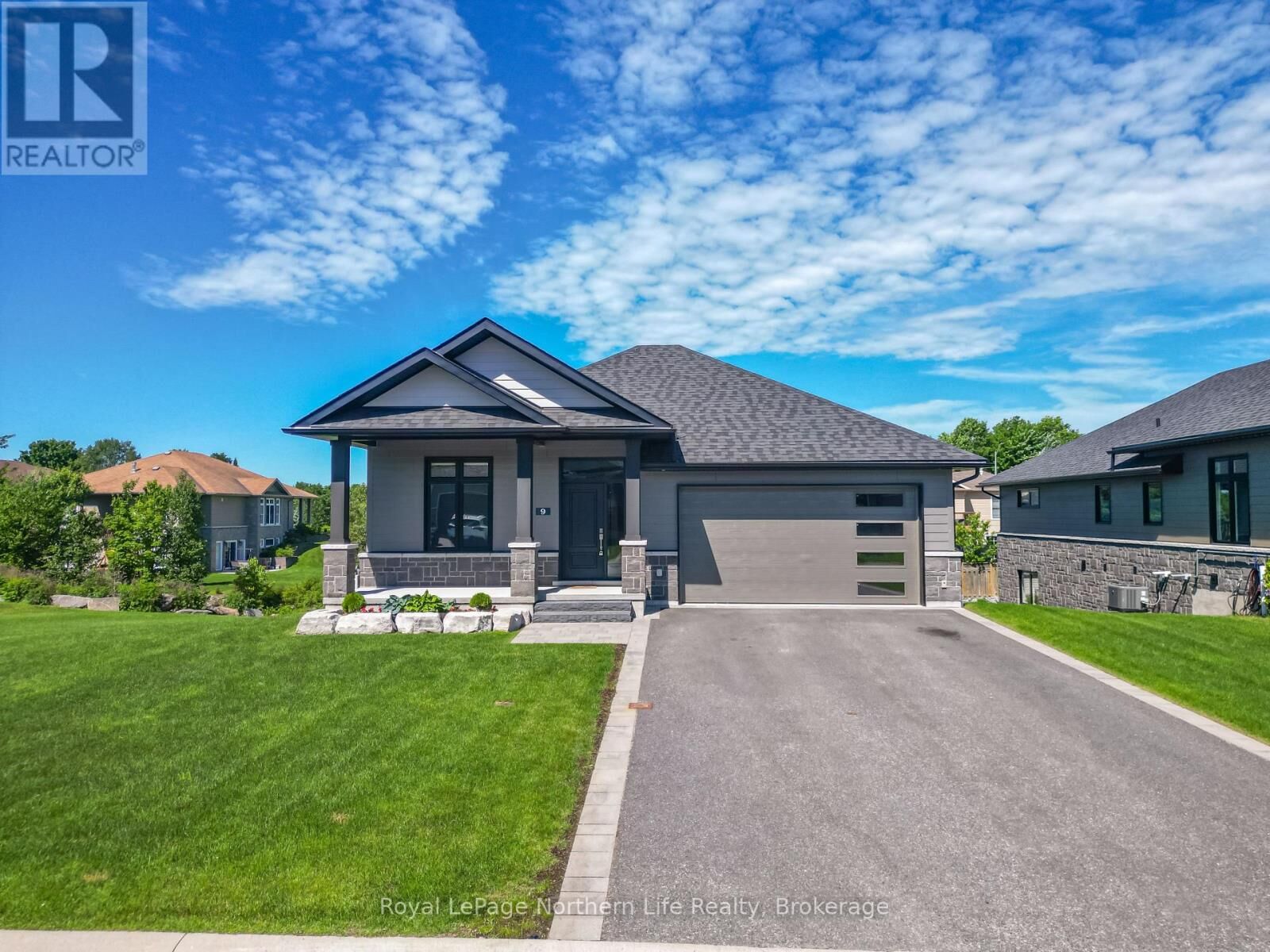 Property Photo:  9 Silver Maple Lane  ON P1C 0B5 