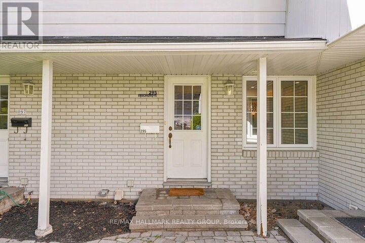 Property Photo:  295 Beechgrove Avenue  ON K1Z 6R4 