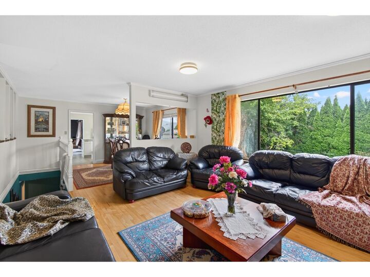 Property Photo:  34757 Moffat Avenue  BC V2V 6R6 