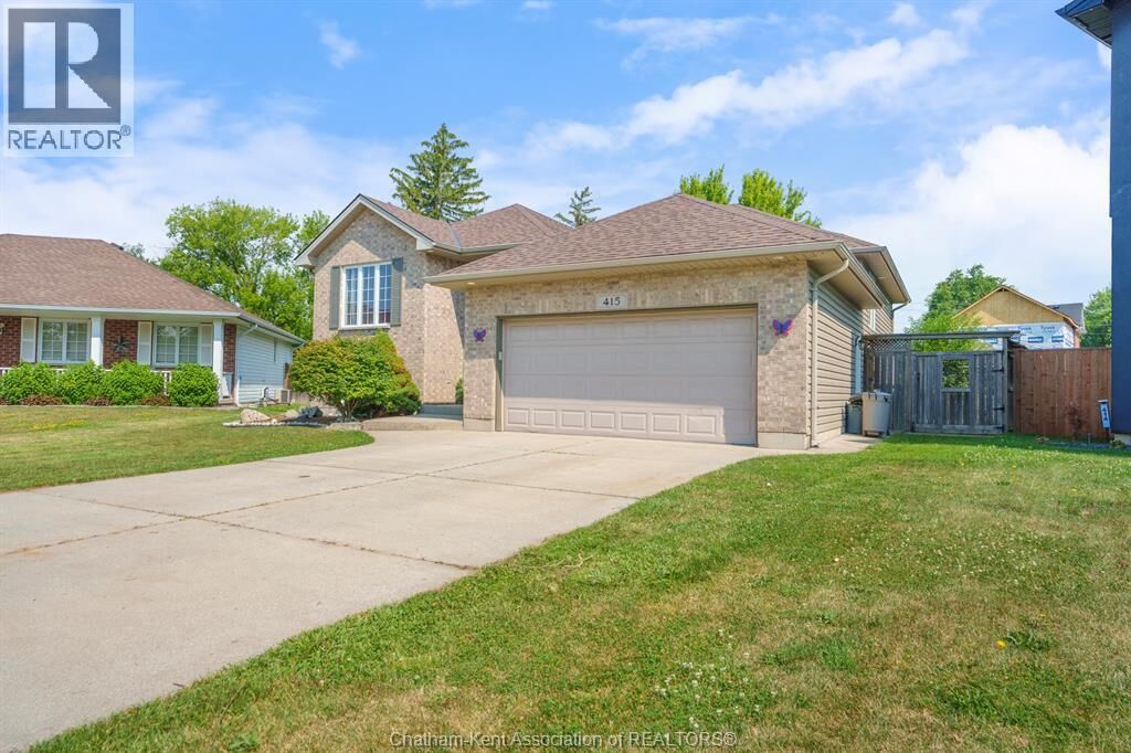 Property Photo: 415 Silver Sands Lane ON N0N 1G0