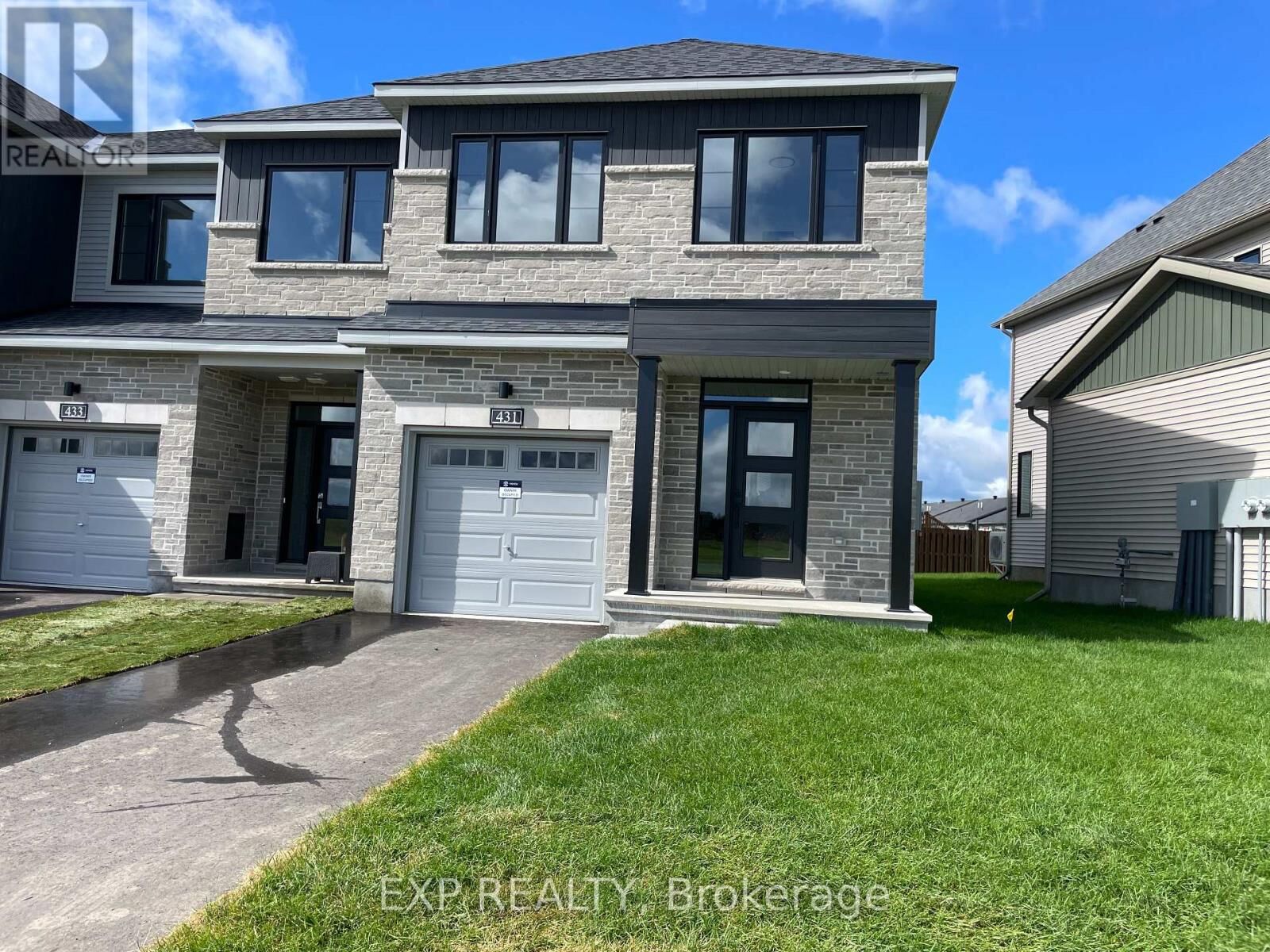 Property Photo:  431 Gerry Emon Street  ON K0A 1A0 