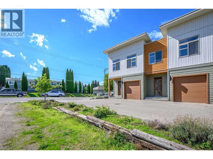 Property Photo:  1703 43 Avenue 2  BC V1T 3K2 