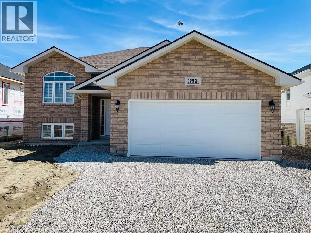 Property Photo:  393 Mulberry Lane  ON N0R 1A0 