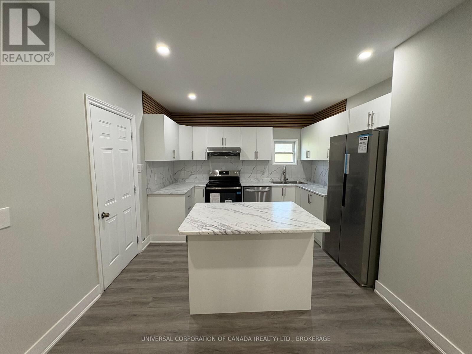 Property Photo:  13875 Dorchester Road  ON N0L 1B0 