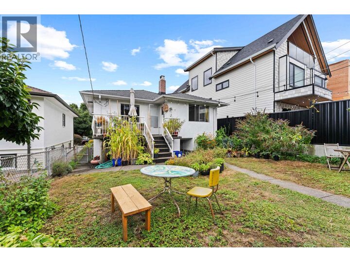Property Photo: 2608 East 4th Avenue BC V5M 1K4