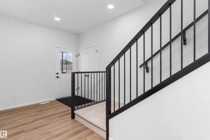 Property Photo:  210 Stetson Loop  AB T8E 0C1 