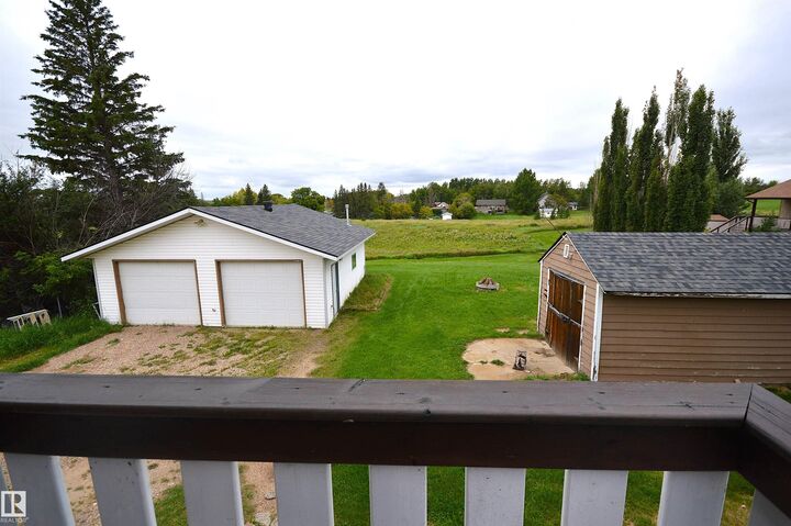 Property Photo:  61029 Rge Rd 4654  AB T9N 2G9 