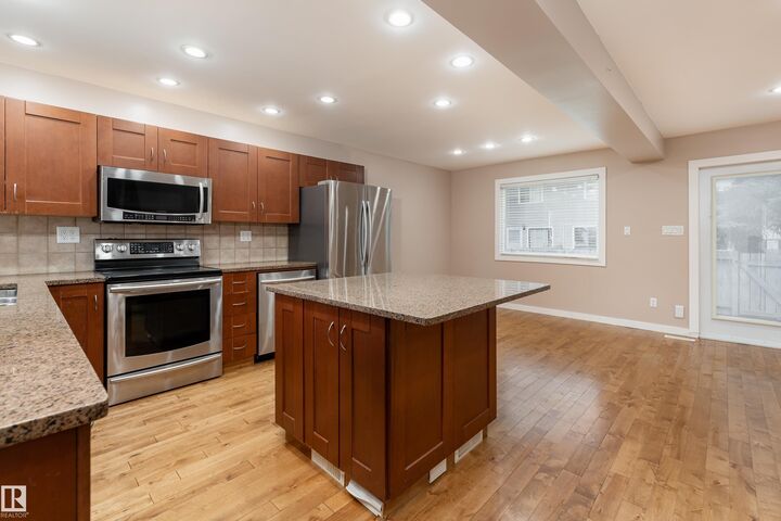 Property Photo:  1415 62 Street NW 28  AB T6L 4K1 