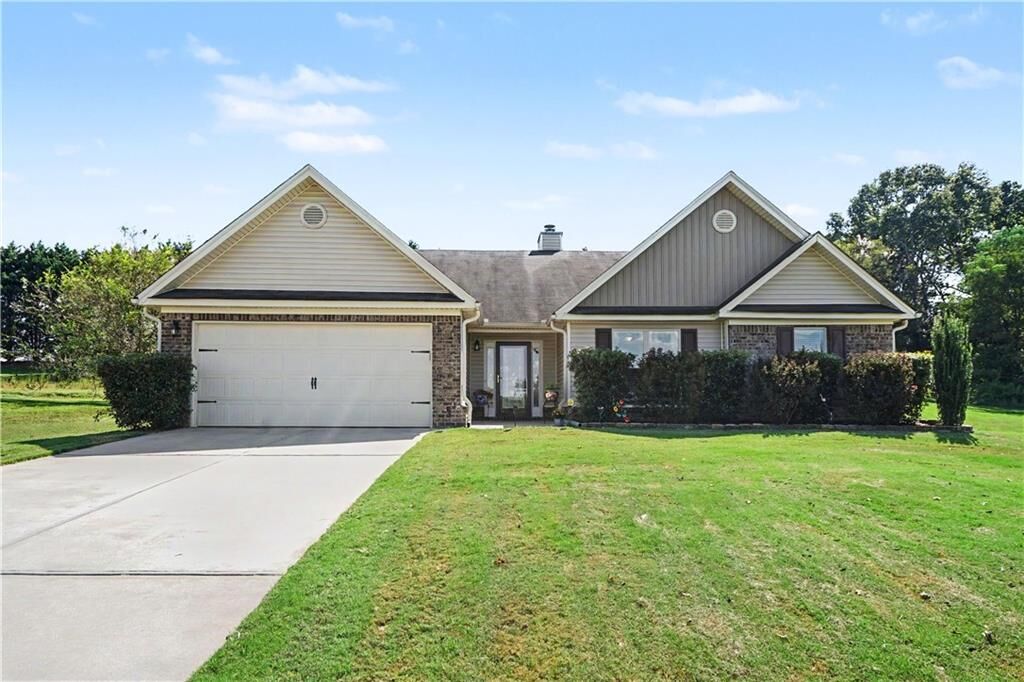 Property Photo: 810 Brandon Drive GA 30680