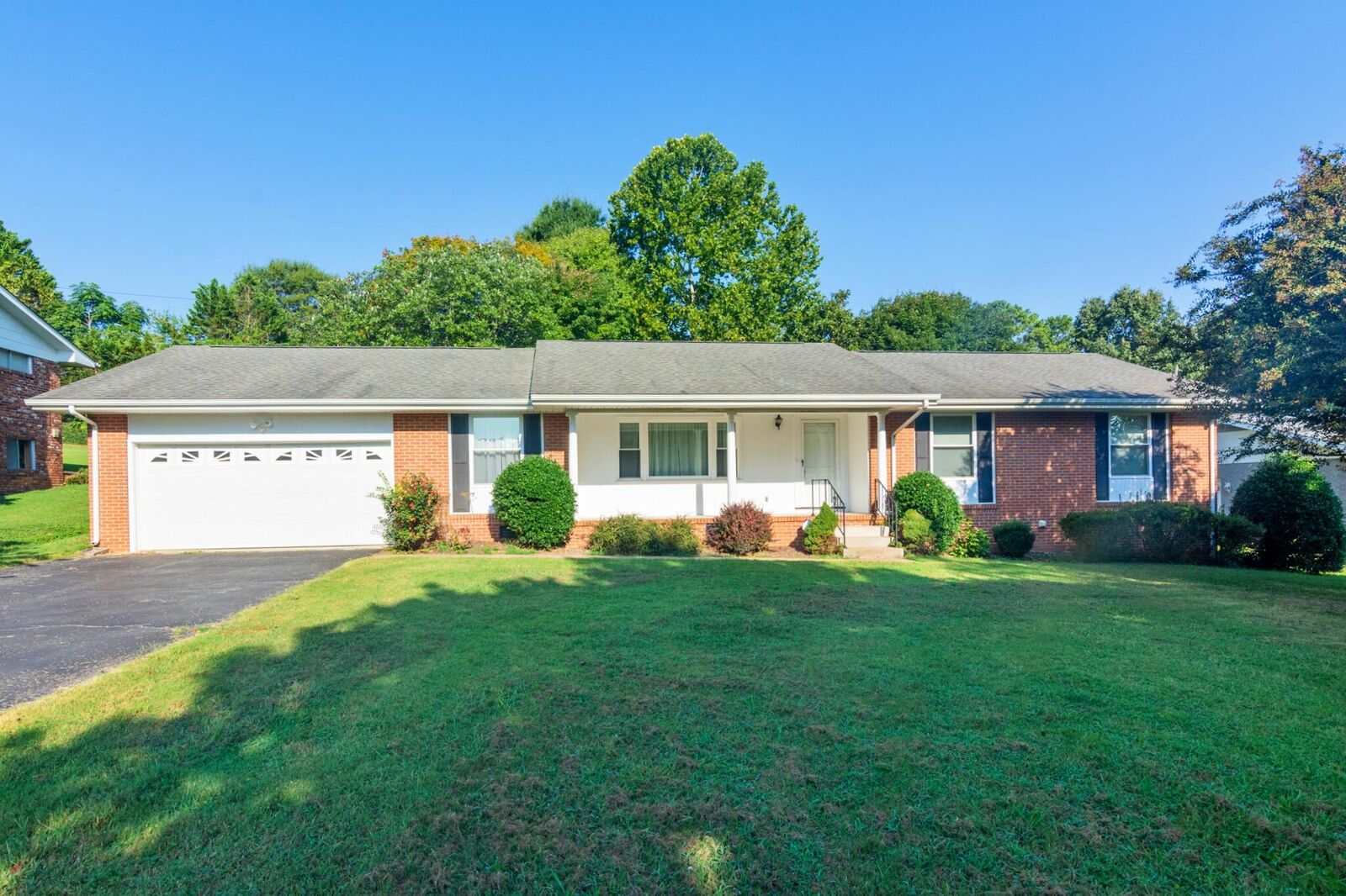 Property Photo:  1723 Verona Drive  TN 37421 