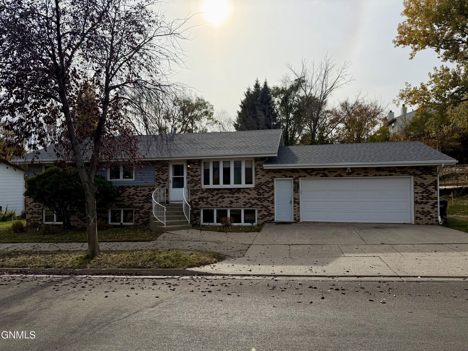Property Photo: 509 Lohstreter Road NW ND 58554