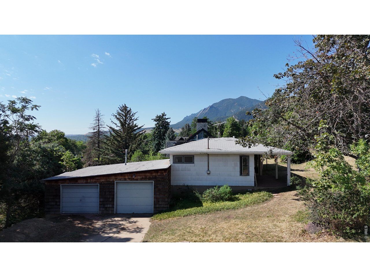 Property Photo: 2954 3rd St CO 80304