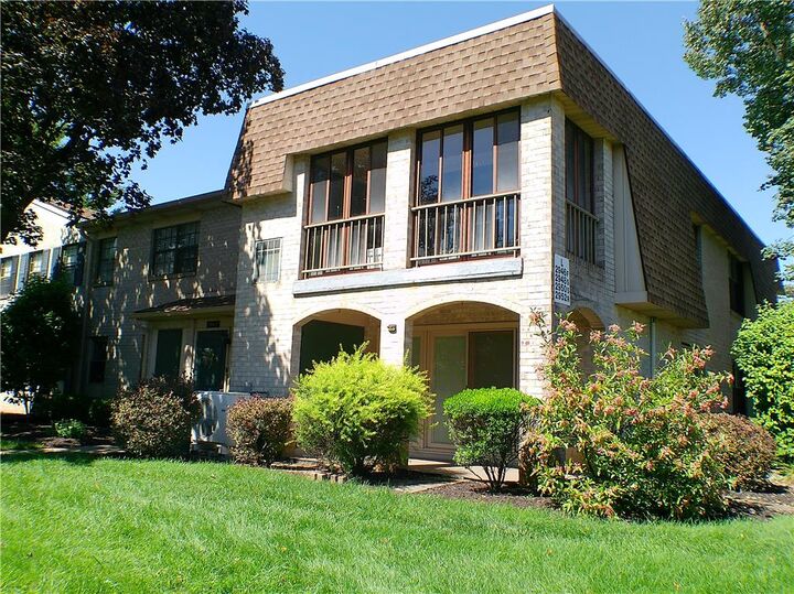 Property Photo:  2946 Aronimink Place 2946  PA 18062 