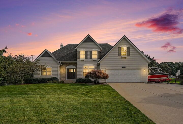 Property Photo: 9521 Ridgecrest Drive MI 49464