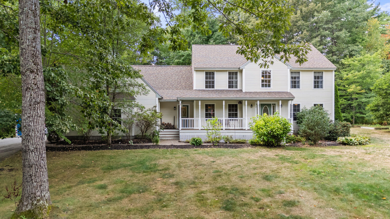 Property Photo:  11 Forest View Drive  ME 04105 