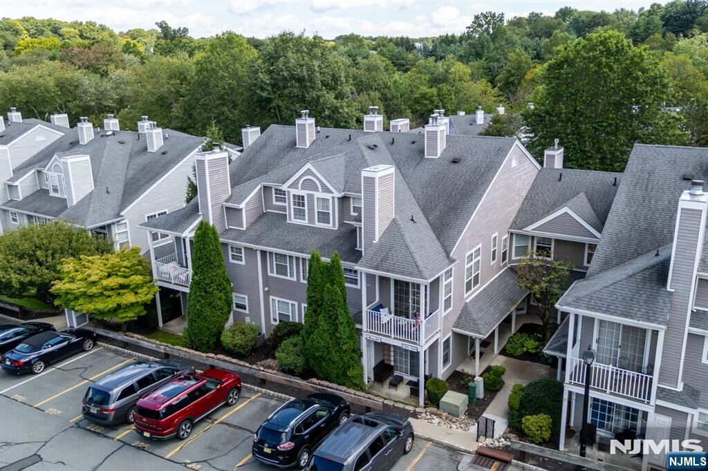 Property Photo:  1293 Paddington Road A2  NJ 07430 