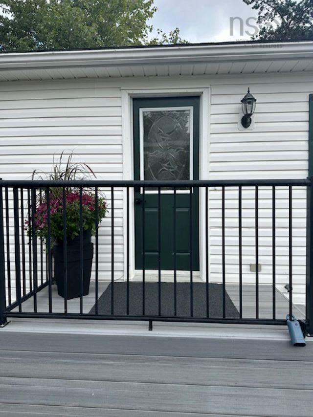 Property Photo:  8 Tenth Street  NS B4B 1R6 