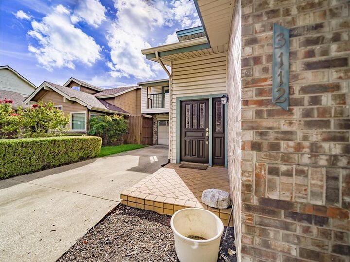 Property Photo: 3112 San Jacinto Street TX 75204