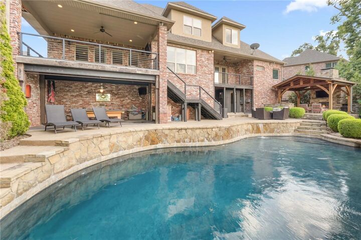 Property Photo:  6921 W Altamonte Drive  AR 72758 