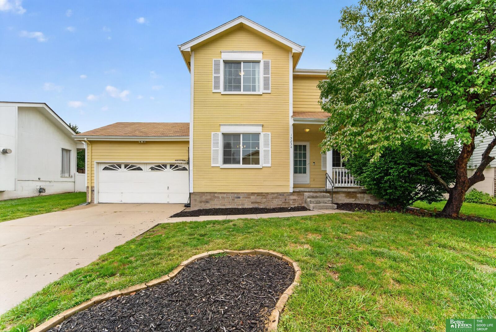 Property Photo: 15234 Chalco Pointe Drive NE 68138