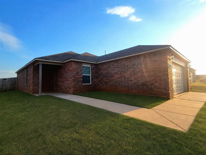 Property Photo:  11732 NW 130th Street  OK 73078 