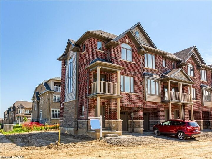 Property Photo:  19 Picardy Drive 39  ON L8J 0M7 