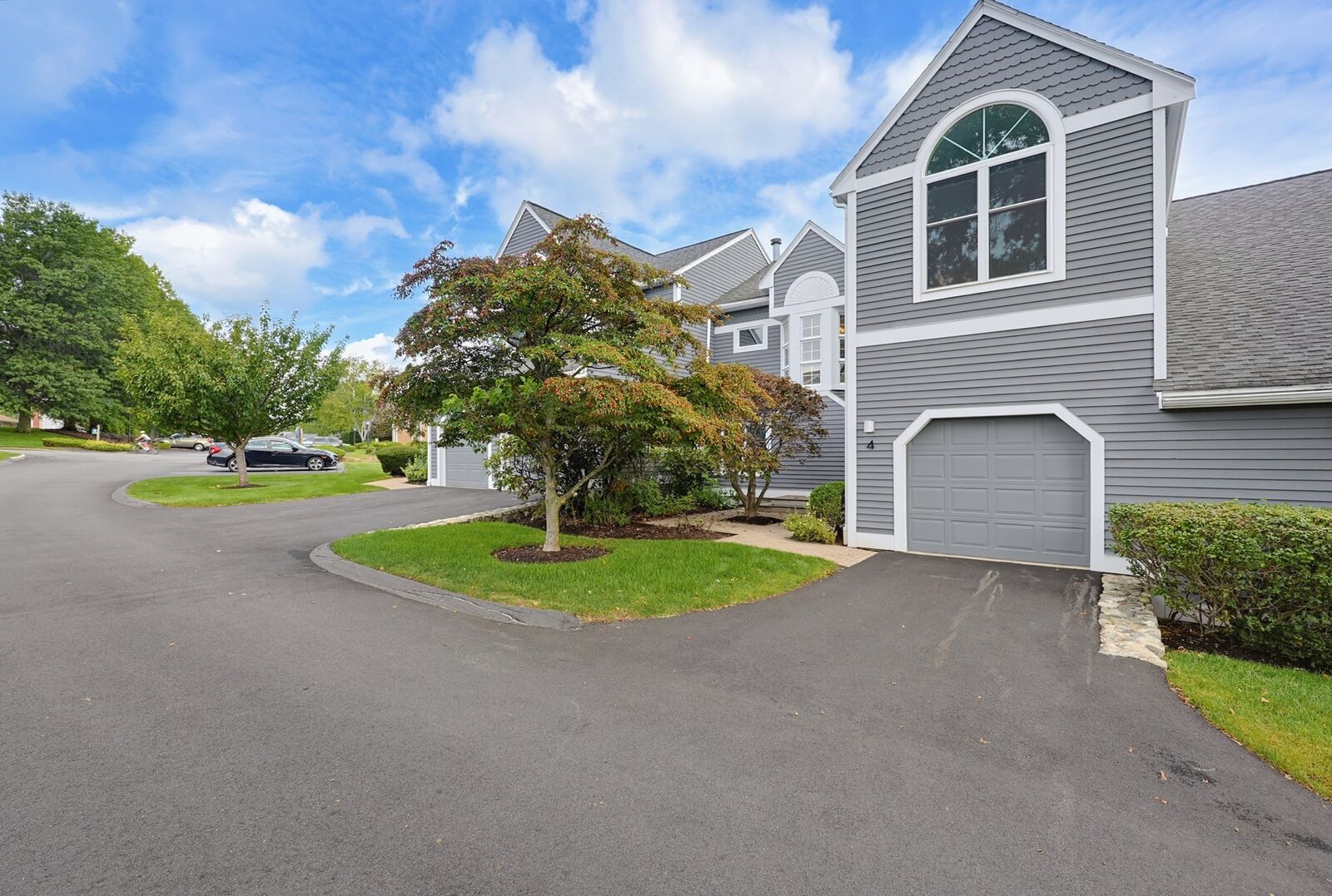 Property Photo: 15 Kings Way 4 MA 02451