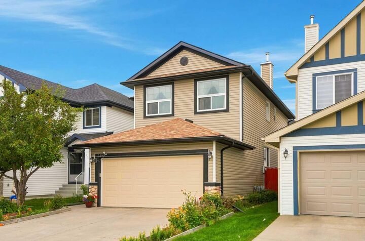 Property Photo:  345 Saddlecrest Way NE  AB T3J 5N6 