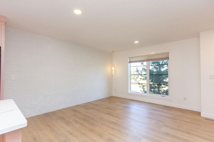 Property Photo:  65 Evergreen Way  AB T4P 3G5 