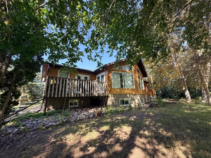 Property Photo:  505 1 Avenue  SK S0M 0W0 