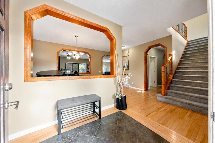Property Photo:  115 Coopers Hill SW  AB T4B 0B9 