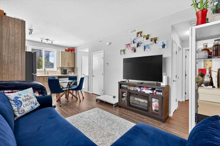Property Photo:  26 Redstone Way NE  AB T3N 1M6 