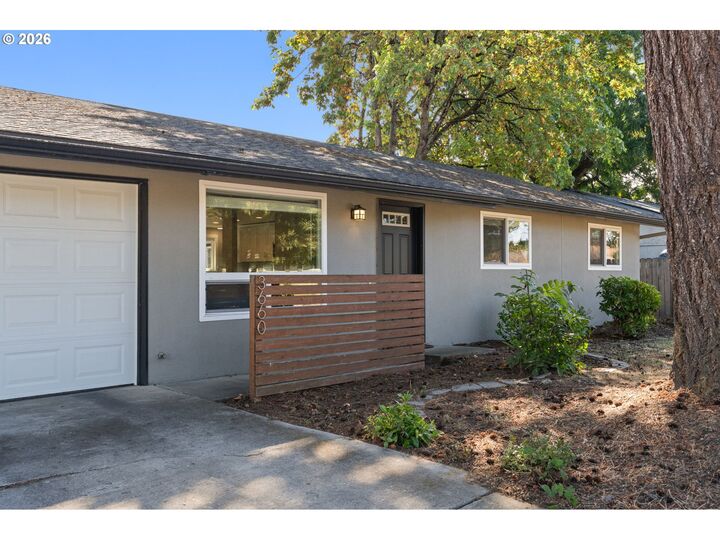Property Photo:  3660 Mahlon Ave  OR 97401 