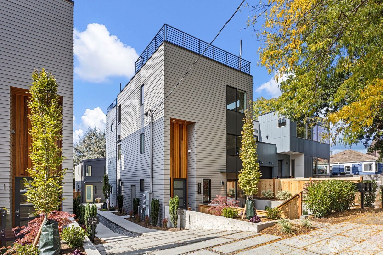 Property Photo:  8039  Wallingford Avenue N  WA 98103 