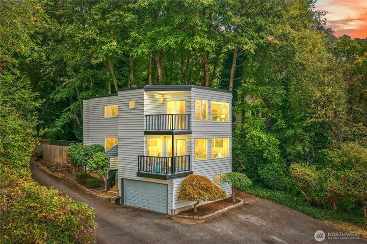 Property Photo: 6205 NE 125th Street WA 98034