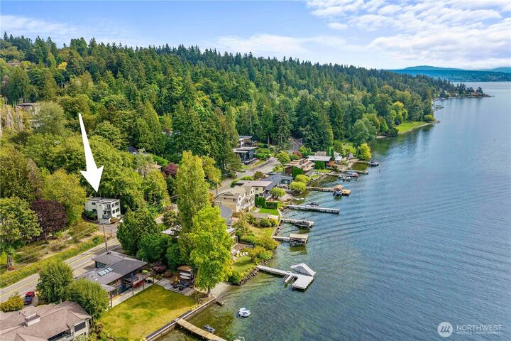 Property Photo: 6205 NE 125th Street WA 98034