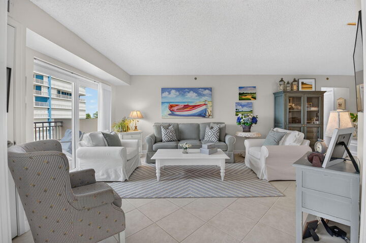 Property Photo:  3215 S Ocean Boulevard 302  FL 33487 