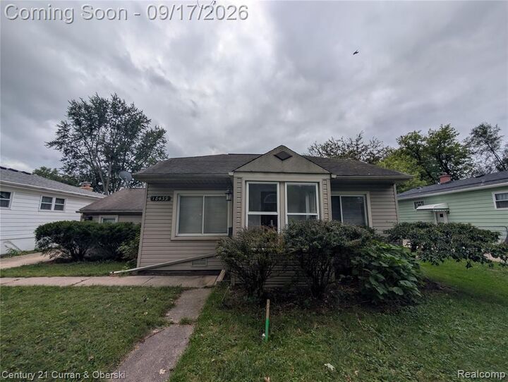 Property Photo:  18439 Norborne  MI 48240 