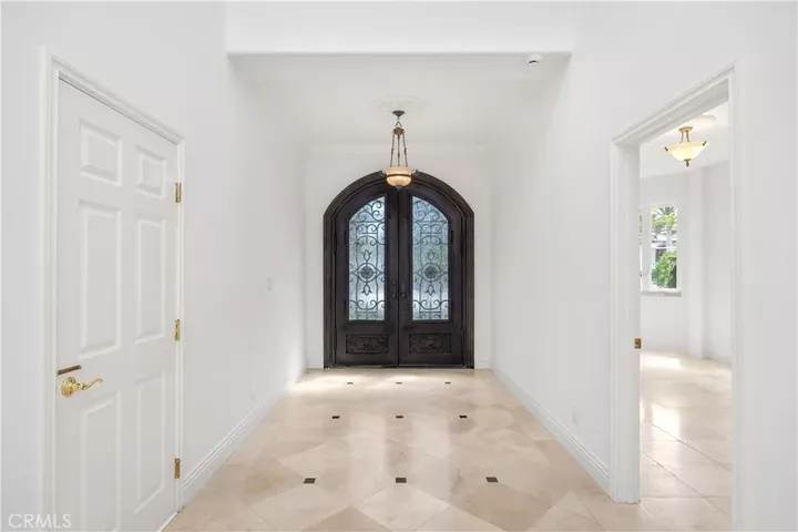 Property Photo: 1627 Gates Avenue CA 90266