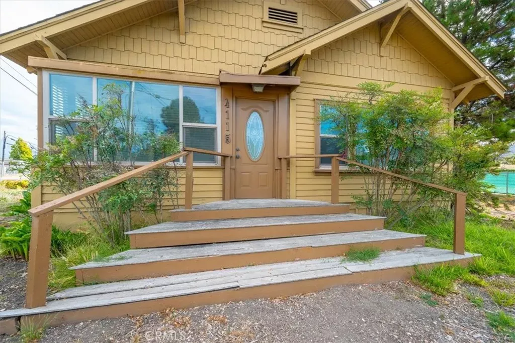 Property Photo:  4115 Vachell  CA 93401 