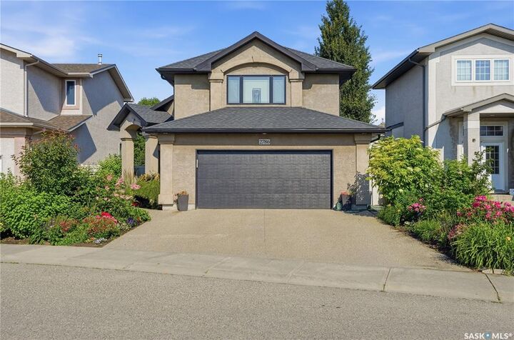 Property Photo:  2786 Sunninghill Crescent  SK S4V 0N7 