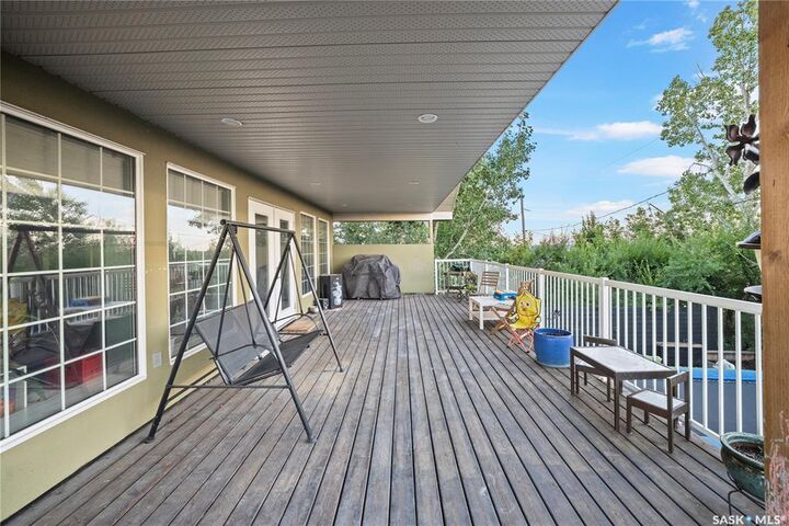 Property Photo:  202 Alfred Crescent  SK S0G 4L0 